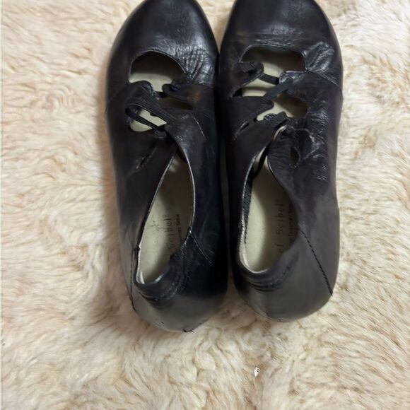 Josef Seibel Black Leather Flats size 40 or 9 - Picture 8 of 9